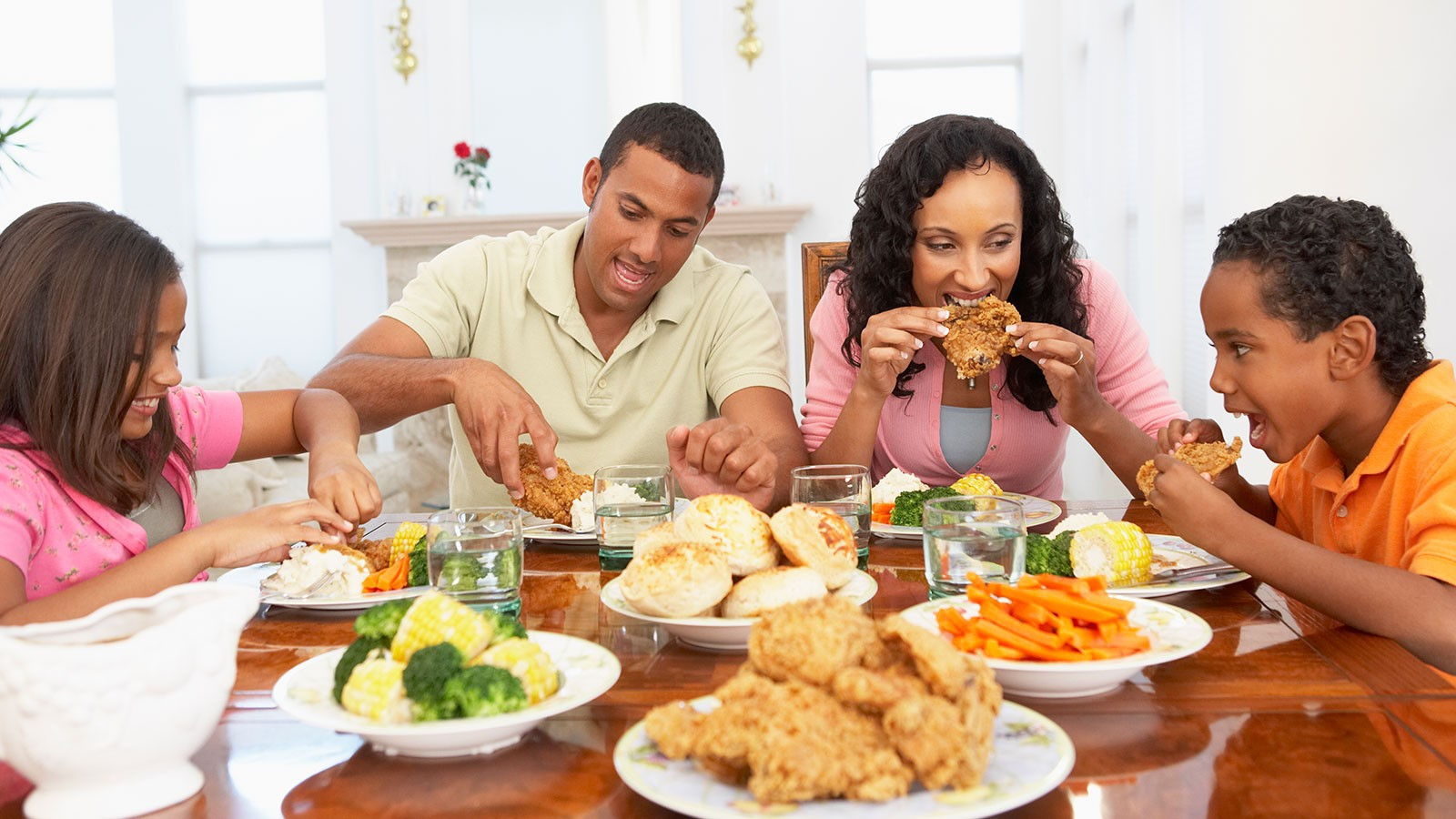 Were to eat. Семейный обед. Семейный обед а 5 человек. Family dinner. Семейный обед в Бразилии.